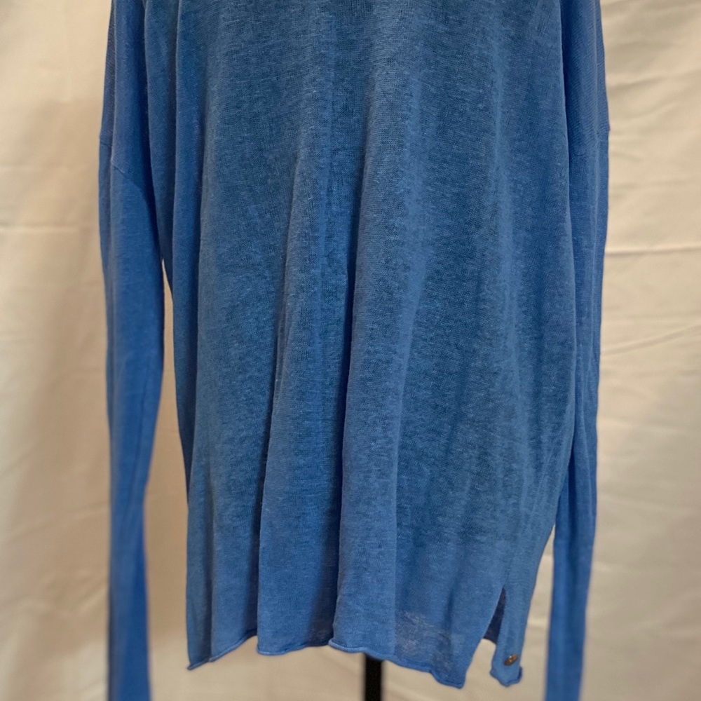 Light blue long sleeve shirt